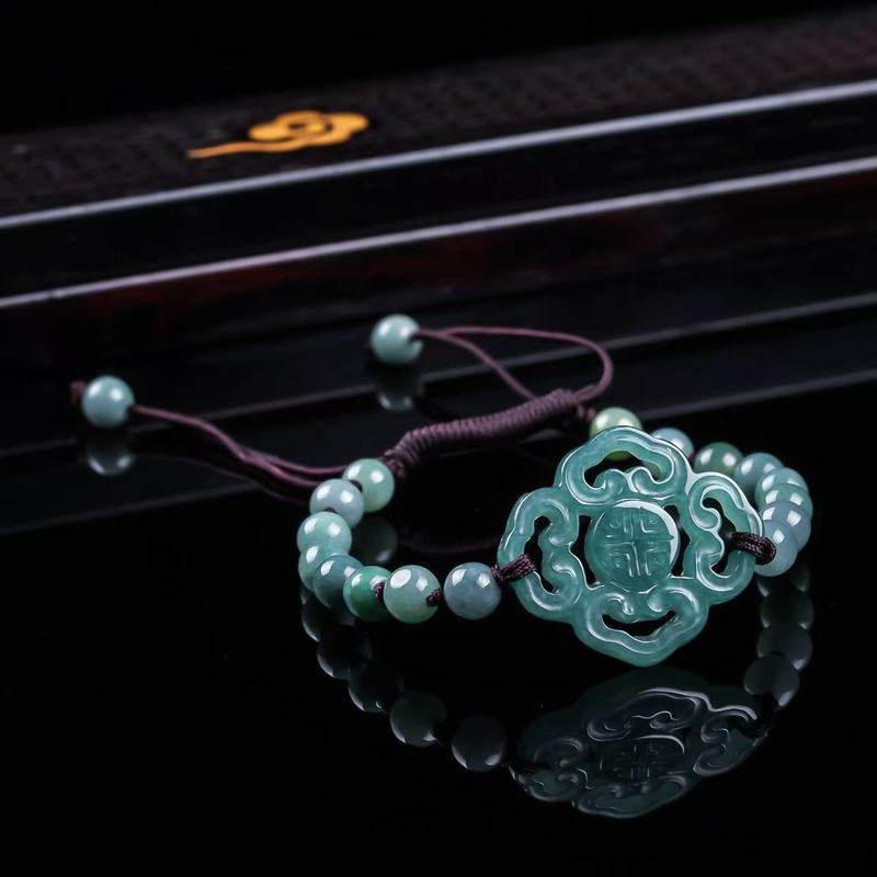 Natürliches Jadeit-Armband der – Beading Bewertung und Preis
