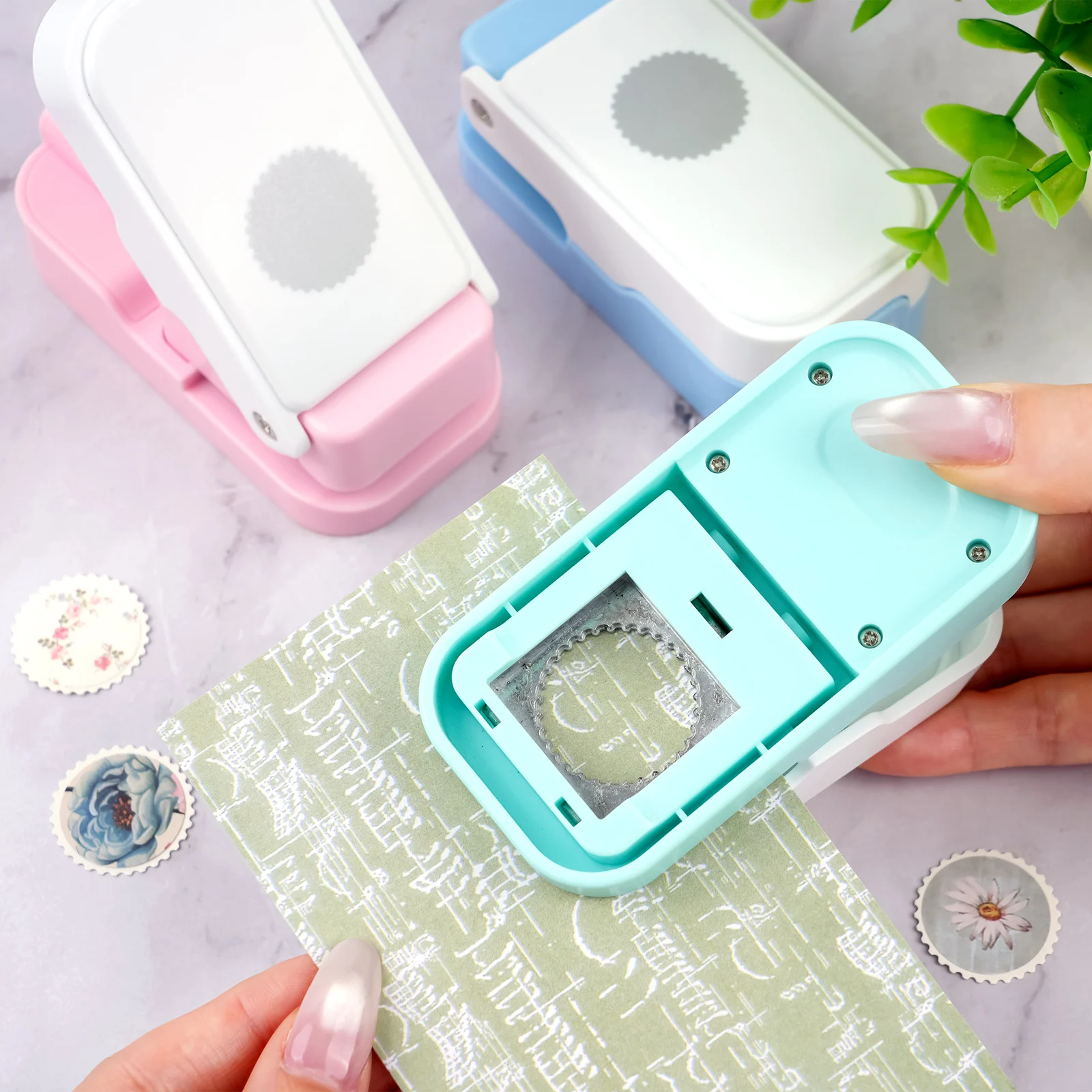 Schichtstanzer mit Briefmarken – Scrapbooking Bewertung und Preis