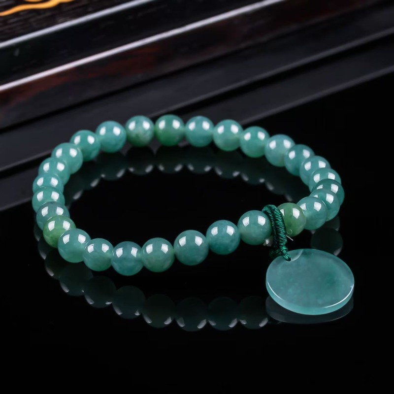 Natürlicher Jadeit Blauwasser- – Beading Bewertung und Preis