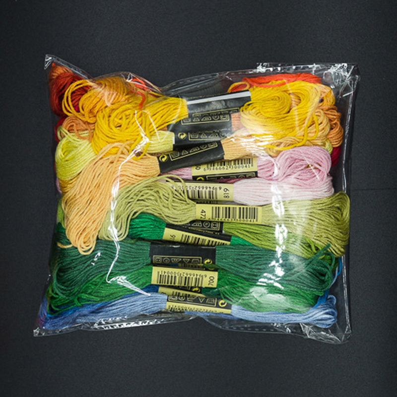 C 24/100/50 Mehrfarbige Kreuzs – Cotton Embroidery Thread Skeins Bewertung und Preis